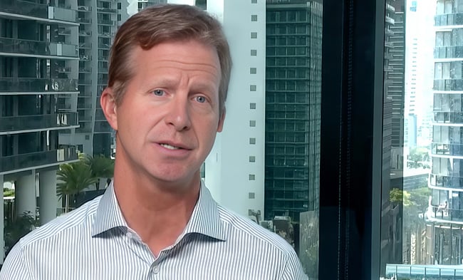 Bloomberg: Holden Spaht